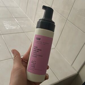 AG Care Foam Weightless Volumizer